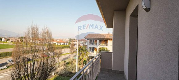 4-salle Appartement à Bottanuco, Italy No. 12829 5