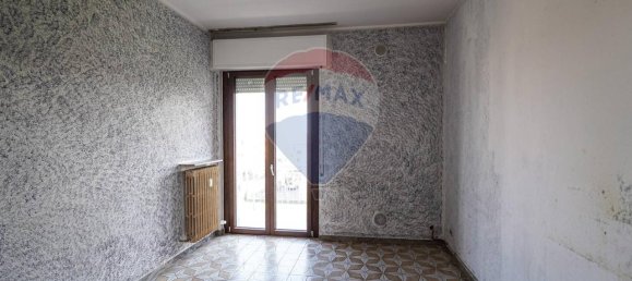 4-salle Appartement à Bottanuco, Italy No. 12829 12