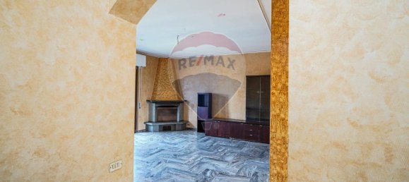 4-salle Appartement à Bottanuco, Italy No. 12829 7