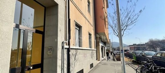 4 rooms Apartment in Brescia, Italy No. 236775 20