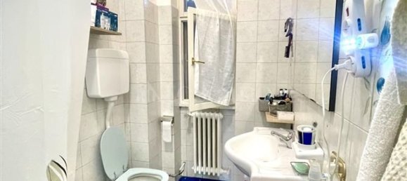 4 rooms Apartment in Brescia, Italy No. 236775 17