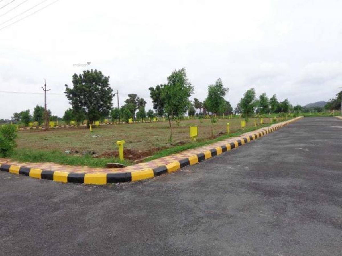  Land in Guntur, India No. 30261