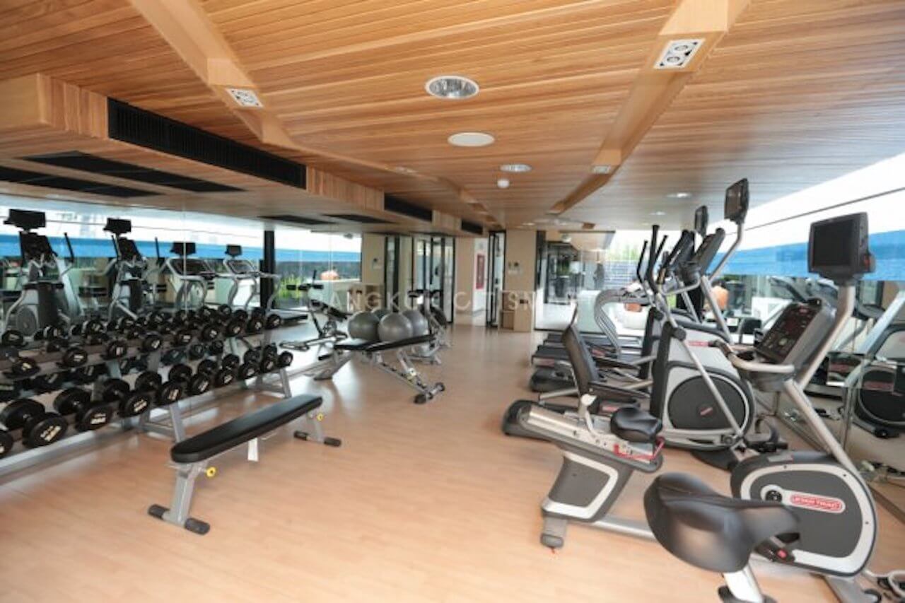 3 bedrooms Condo in Bangkok, Thailand No. 2484