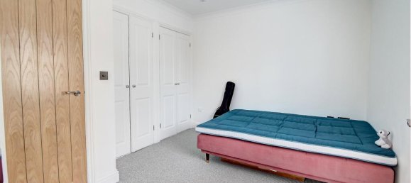 4 bedrooms House in Fleet, United Kingdom No. 10550 15