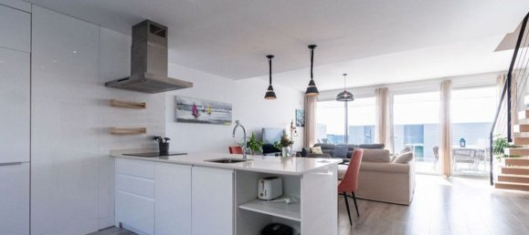 Villa de 3 dormitorios en Estepona, Spain No. 57754 15