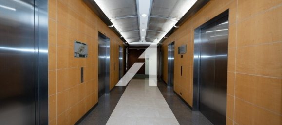 Oficina en Dubai, UAE 415.6 m² No. 55688 2