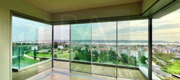4 bedrooms Apartment in Lisbon, Portugal No. 81031 25