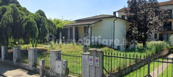 3 bedrooms Villa in Soncino, Italy No. 187126 25