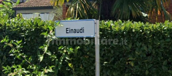 3 bedrooms Villa in Soncino, Italy No. 187126 4