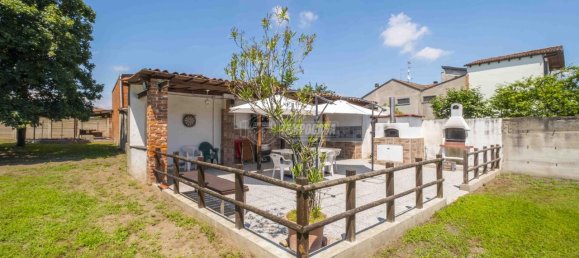 Villa de 5 habitaciónes en Vicolungo, Italy No. 114436 4