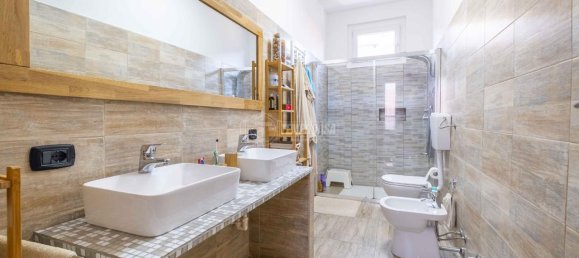 Villa de 5 habitaciónes en Vicolungo, Italy No. 114436 23