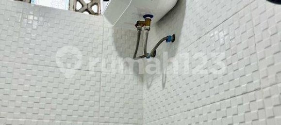 40 Schlafzimmer Haus in Beji, Indonesia, Nr. 2488 6