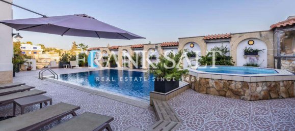 5 chambres Villa à Iklin, Malta No. 7378 7