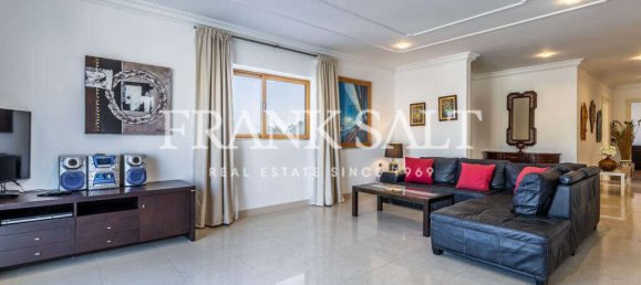 5 chambres Villa à Iklin, Malta No. 7378 18