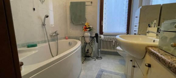 Casa de 4 habitaciónes en Galbiate, Italy No. 138374 21