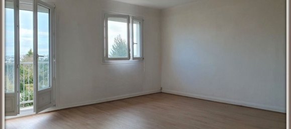 2 chambres Appartement à La Chapelle-Saint-Luc, France No. 48503 5