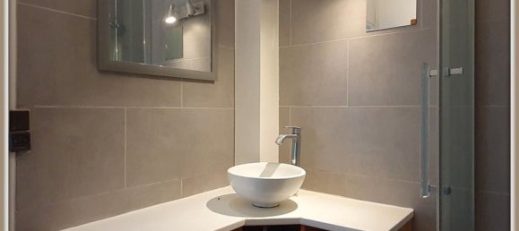 2 chambres Appartement à La Chapelle-Saint-Luc, France No. 48503 9