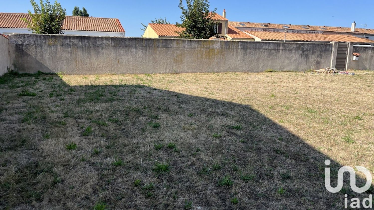 360m² Land in L'Houmeau, France No. 300959