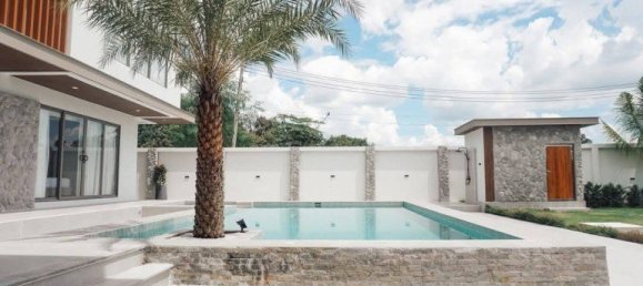 7 bedrooms House in Pattaya, Thailand No. 27485 6