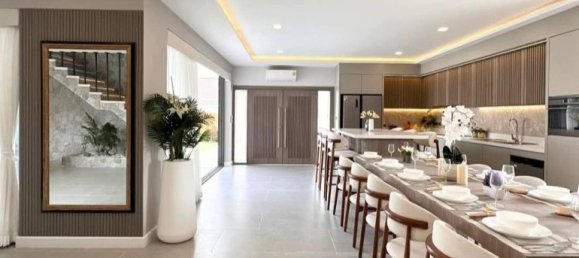 7 bedrooms House in Pattaya, Thailand No. 27485 13