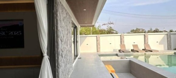 7 bedrooms House in Pattaya, Thailand No. 27485 7