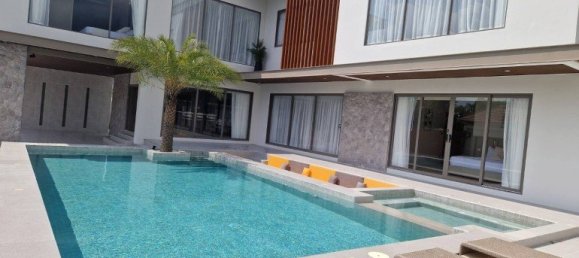 7 bedrooms House in Pattaya, Thailand No. 27485 3