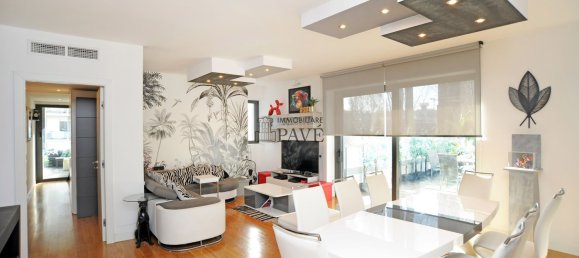 3 bedrooms Apartment in Milan, Italy No. 333229 2