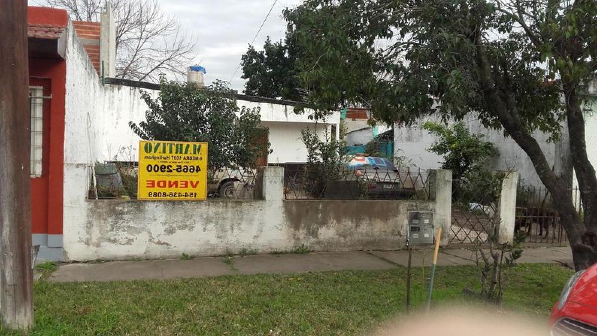 2 bedrooms House in Hurlingham, Argentina No. 80587