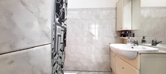 Apartamento de 2 dormitorios en Varese, Italy No. 67920 15