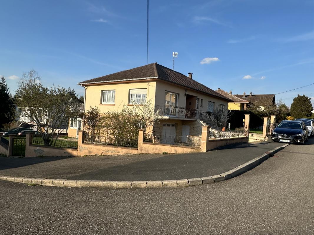 Casa T4 em Puttelange-aux-Lacs, France N.º 82248