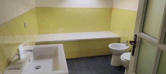 14 rooms Apartment in Pistoia, Italy No. 213529 37