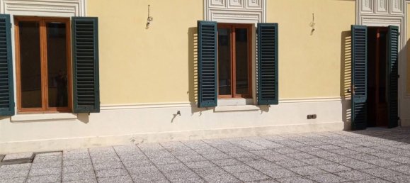 14 rooms Apartment in Pistoia, Italy No. 213529 10