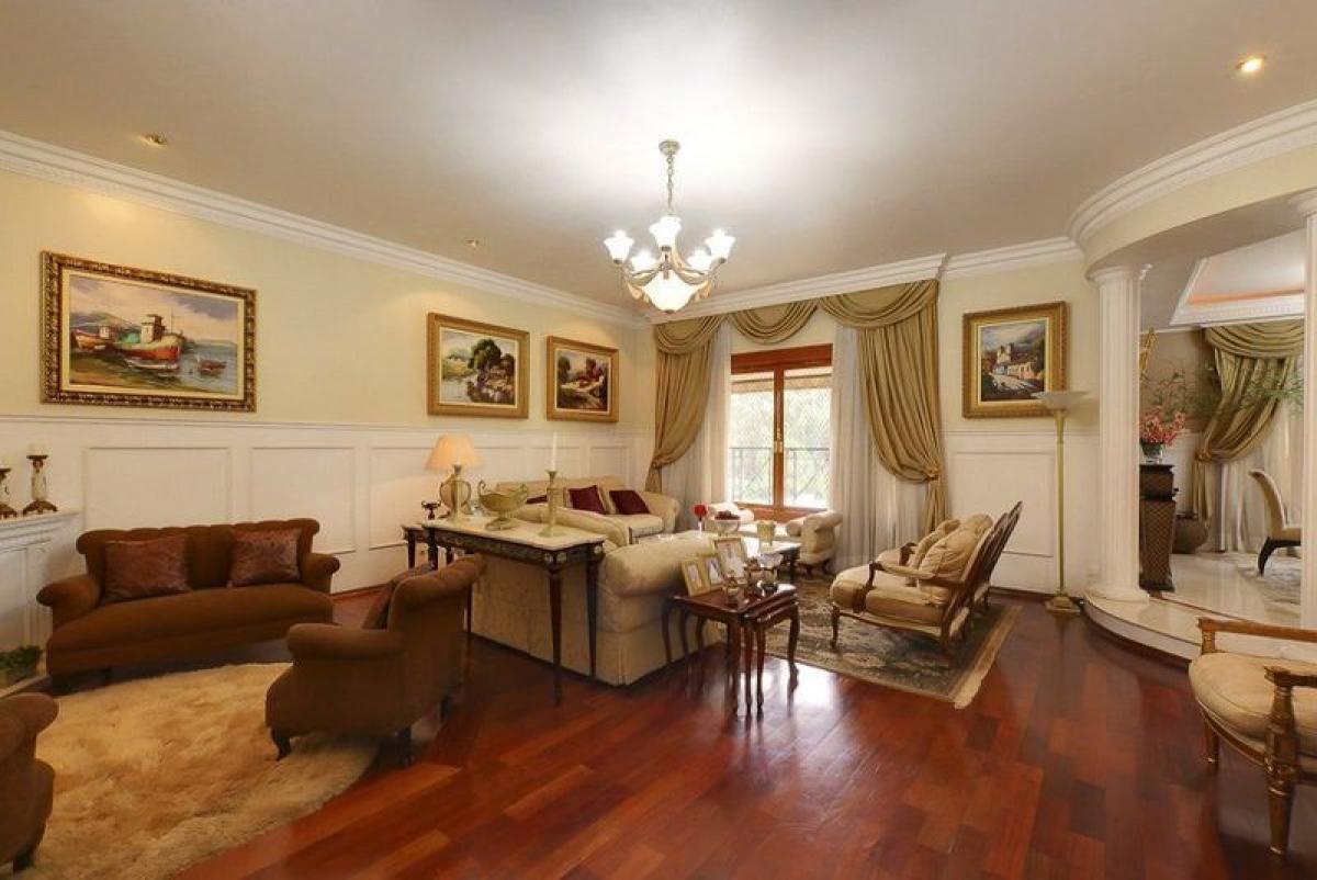 Дом с 5 спальнями в Сан-Паулу, Бразилия № 515452