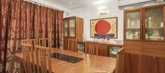 6 bedrooms House in Hounslow, United Kingdom No. 8476 7