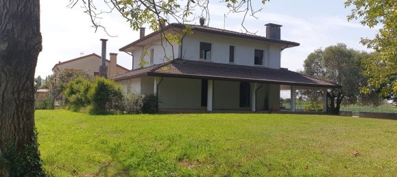 Studio in Scorzè, Italy No. 255476 11