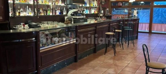 2 rooms Commercial property in San Nicandro Garganico, Italy No. 364069 3