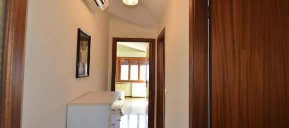 Apartamento de 5 habitaciónes en Amandola, Italy No. 105368 16