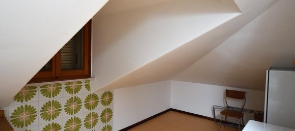 Apartamento de 5 habitaciónes en Amandola, Italy No. 105368 19