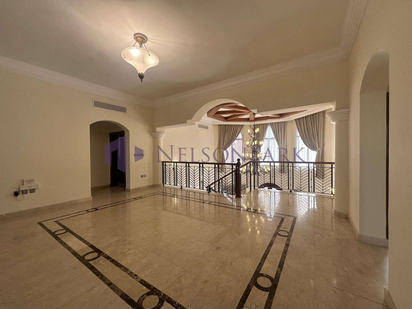 5 chambres Villa à Doha, Qatar No. 1599