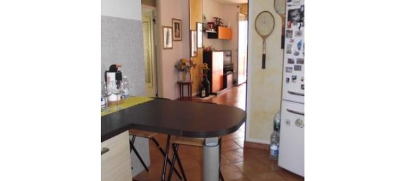 3 rooms Apartment in Bellinzago Novarese, Italy No. 253746 3