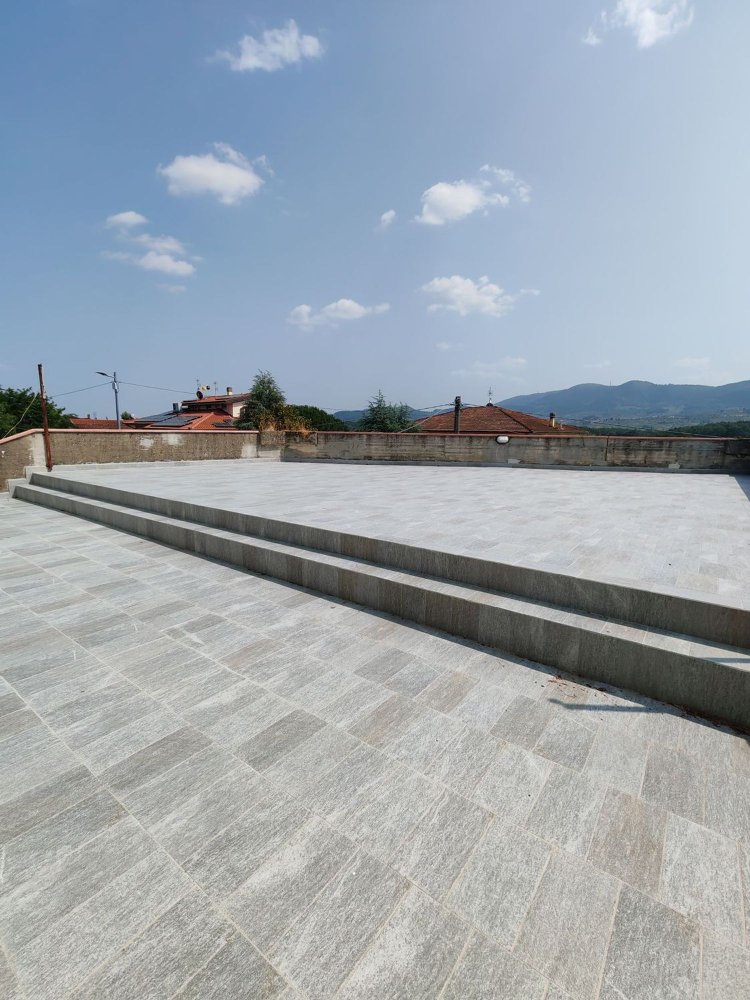 5 rooms Penthouse in Quarrata, Italy No. 285278