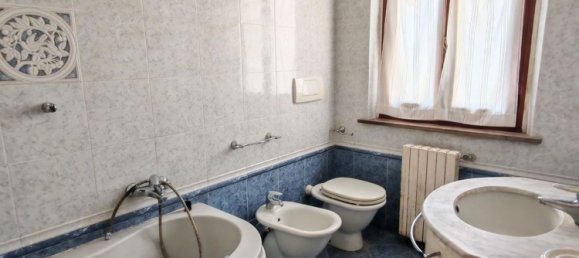 5 rooms Penthouse in Quarrata, Italy No. 285278 13