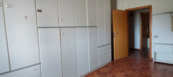 5 rooms Penthouse in Quarrata, Italy No. 285278 11