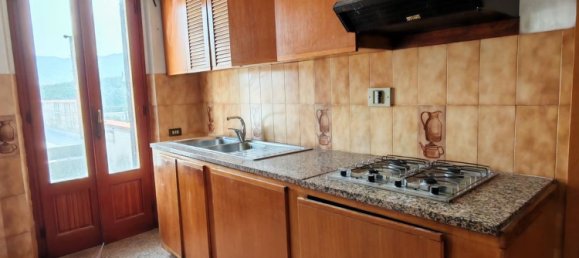5 rooms Penthouse in Quarrata, Italy No. 285278 3