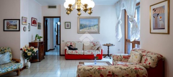 Квартира с 2 спальнями в Кальяри, Италия № 61349 2