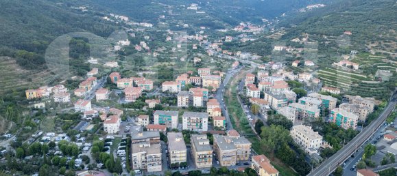 2 Schlafzimmer Wohnung in Finale Ligure, Italy, Nr. 53741 8