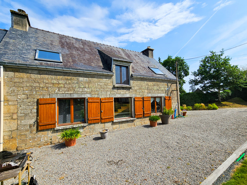 3 bedrooms House in Bubry, France No. 325659