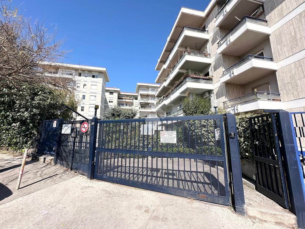 4 غرف نوم شقة في Naples, Italy رقم 65292