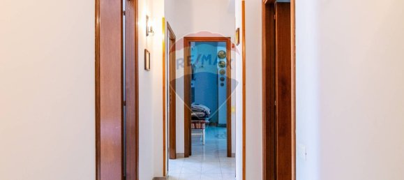 6 rooms Apartment in Riposto, Italy No. 266278 9