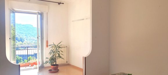 6 غرف نوم شقة في Savignone, Italy رقم 364692 3